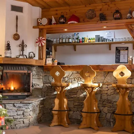 Auberge La Maison De Catherine Puy-Saint-Pierre